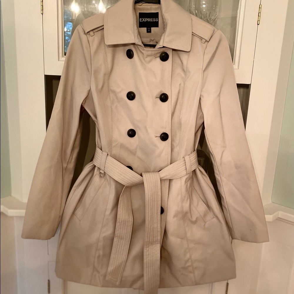 Women’s Classic Trench Coat